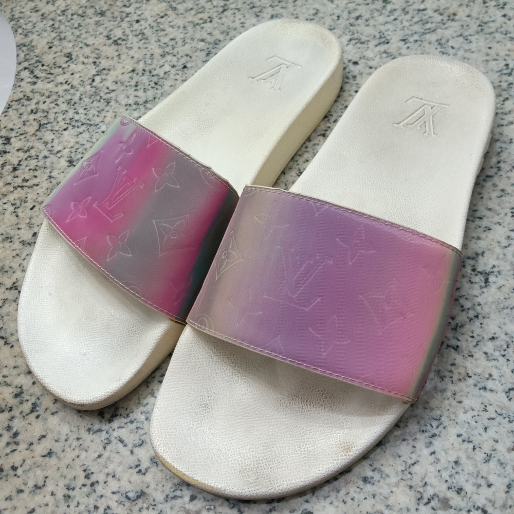 Fashion flops